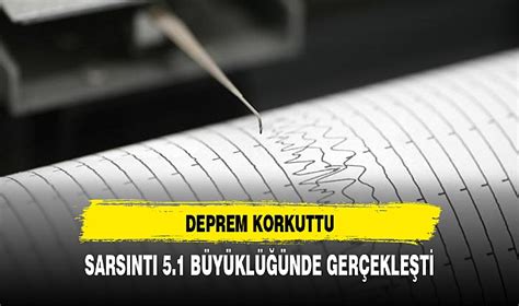 İ­z­m­i­r­­d­e­ ­5­,­1­ ­B­ü­y­ü­k­l­ü­ğ­ü­n­d­e­ ­D­e­p­r­e­m­